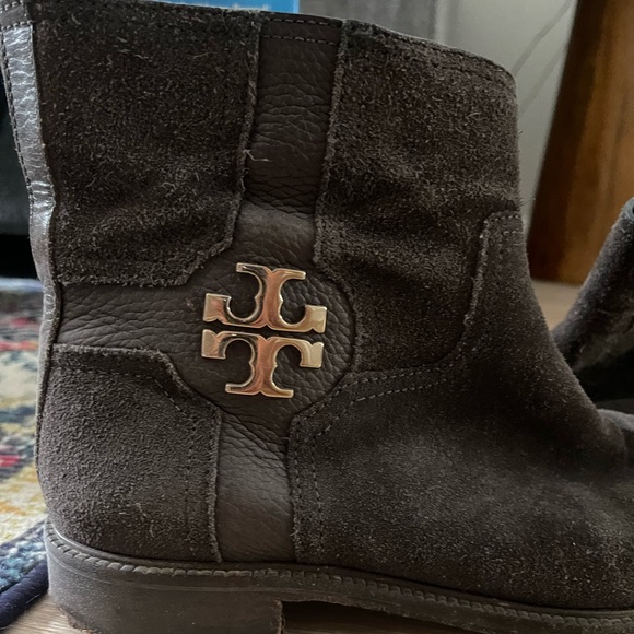 Tory Burch suede and leather boots. Gray brown 11 - Picture 3 of 11